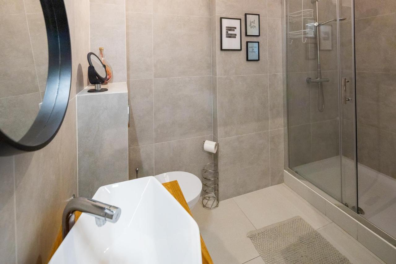 Apartament Zakatek Z Miejscem Parkingowym Bielsko-Biała Buitenkant foto